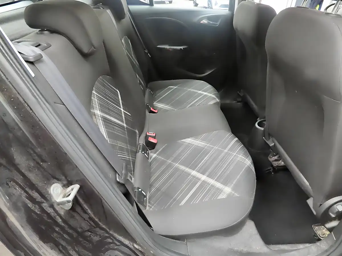 Used 2015 Vauxhall Corsa Sri Black - Interior and Exterior details 10