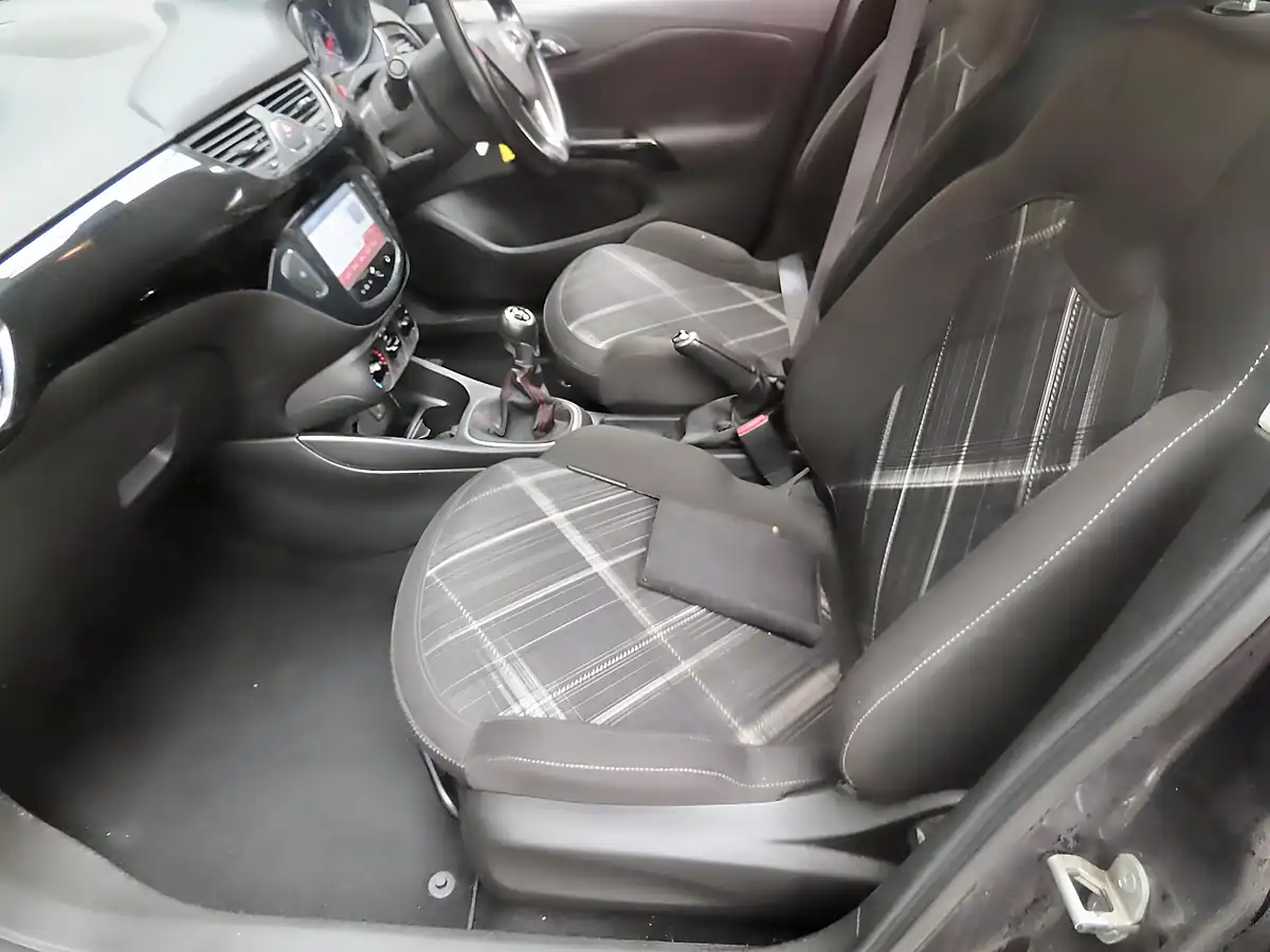 Used 2015 Vauxhall Corsa Sri Black - Interior and Exterior details 11