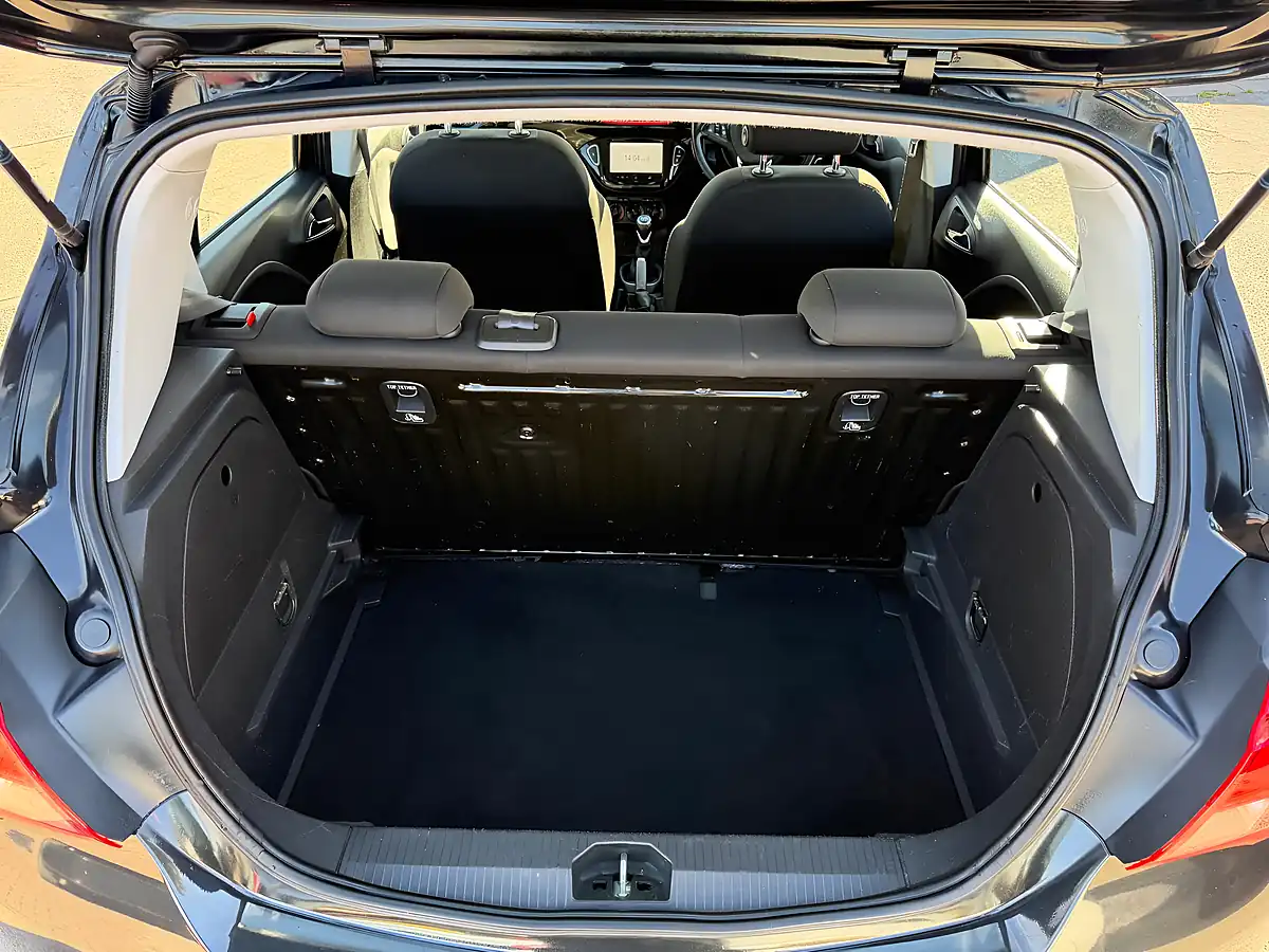 Used 2015 Vauxhall Corsa Sri Black - Interior and Exterior details 13
