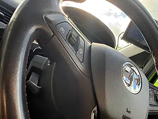 Used 2015 Vauxhall Corsa Sri Green - Interior and Exterior details 15