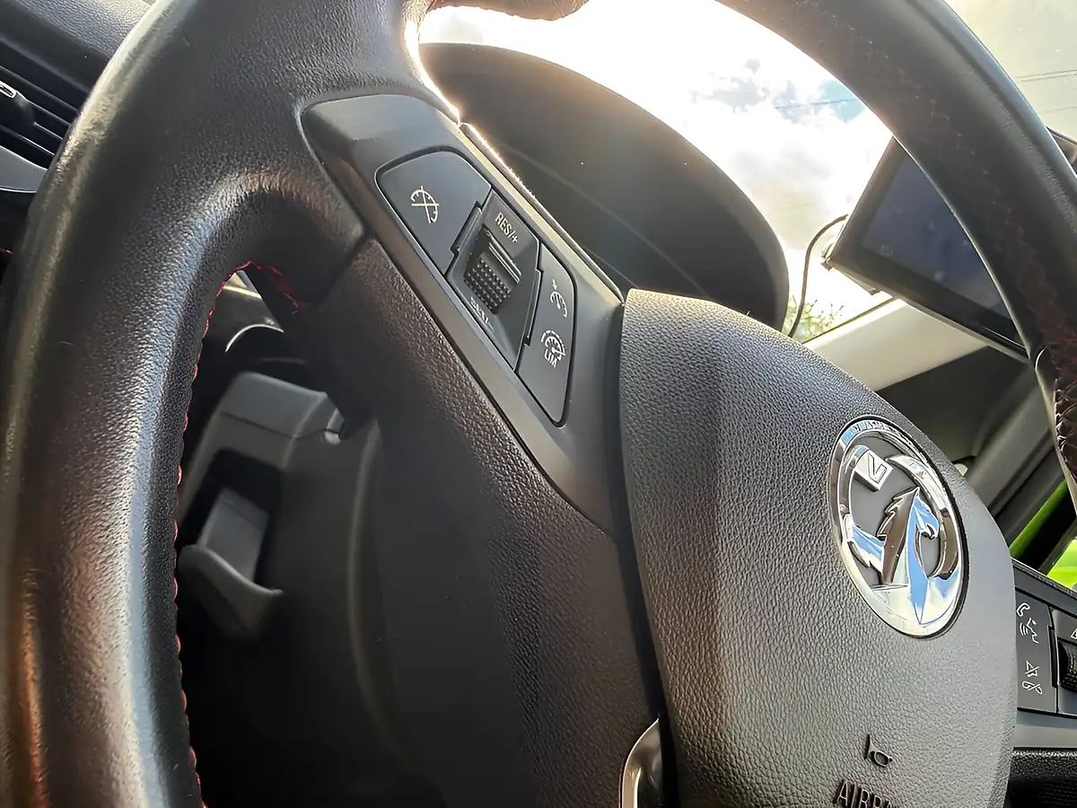 Used 2015 Vauxhall Corsa Sri Green - Interior and Exterior details 15