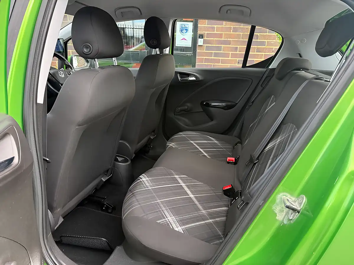 Used 2015 Vauxhall Corsa Sri Green - Interior and Exterior details 16