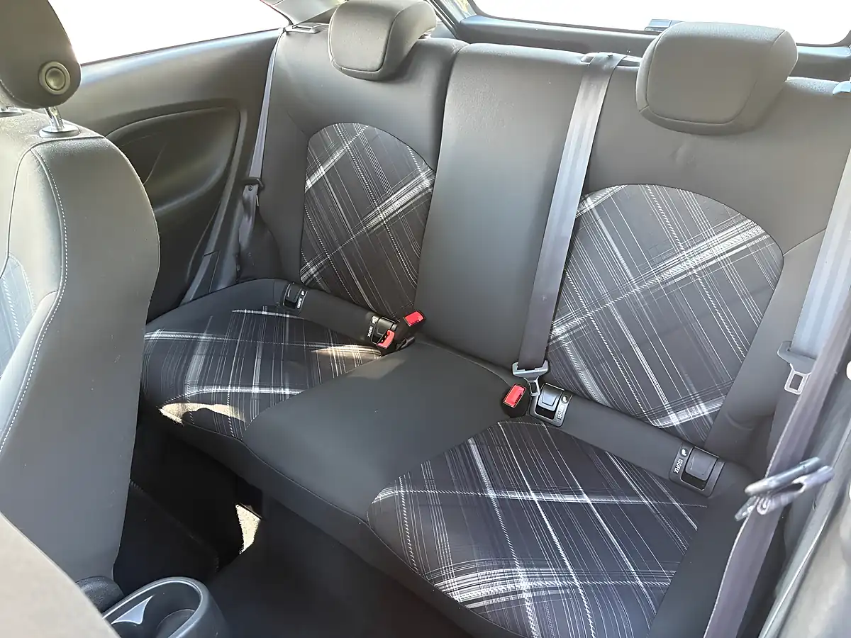 Used 2015 Vauxhall Corsa Sri Grey - Interior and Exterior details 16
