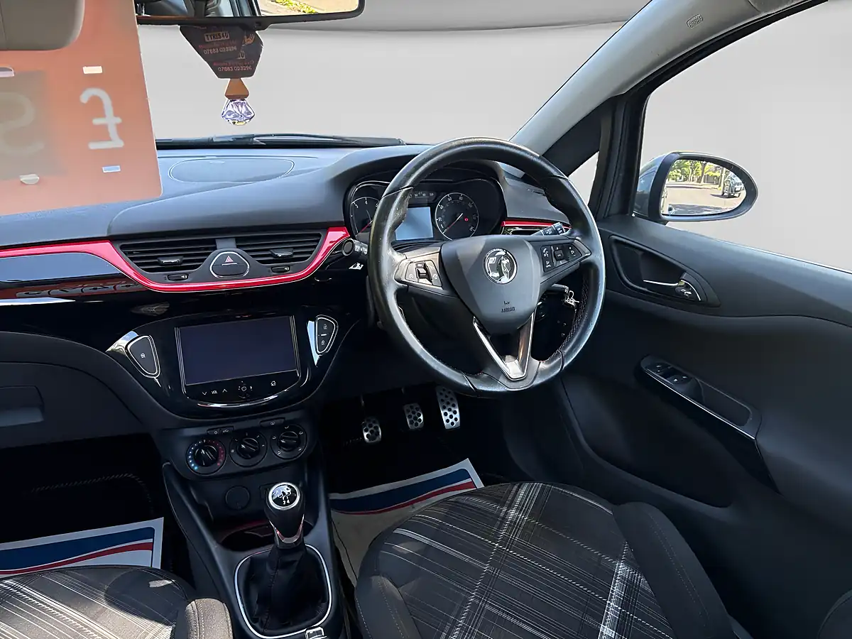 Used 2015 Vauxhall Corsa Sri Grey - Interior and Exterior details 4