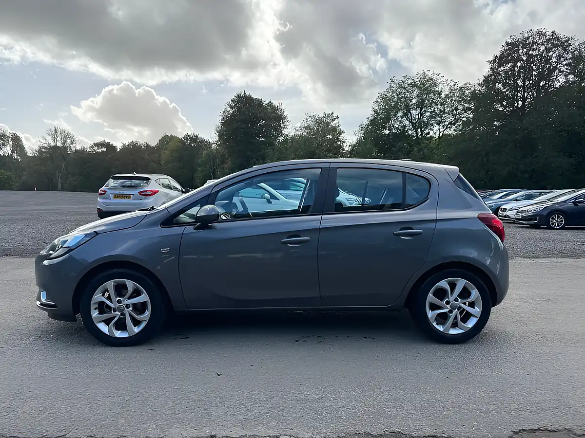 Used 2015 Vauxhall Corsa Sri Grey - Interior and Exterior details 5