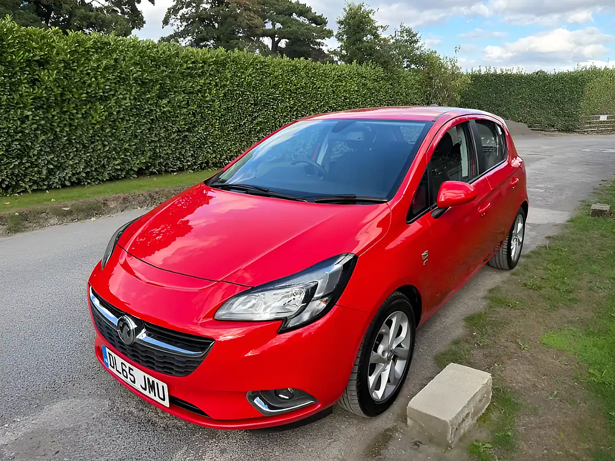 Used 2015 Vauxhall Corsa Sri Red - Interior and Exterior details 9