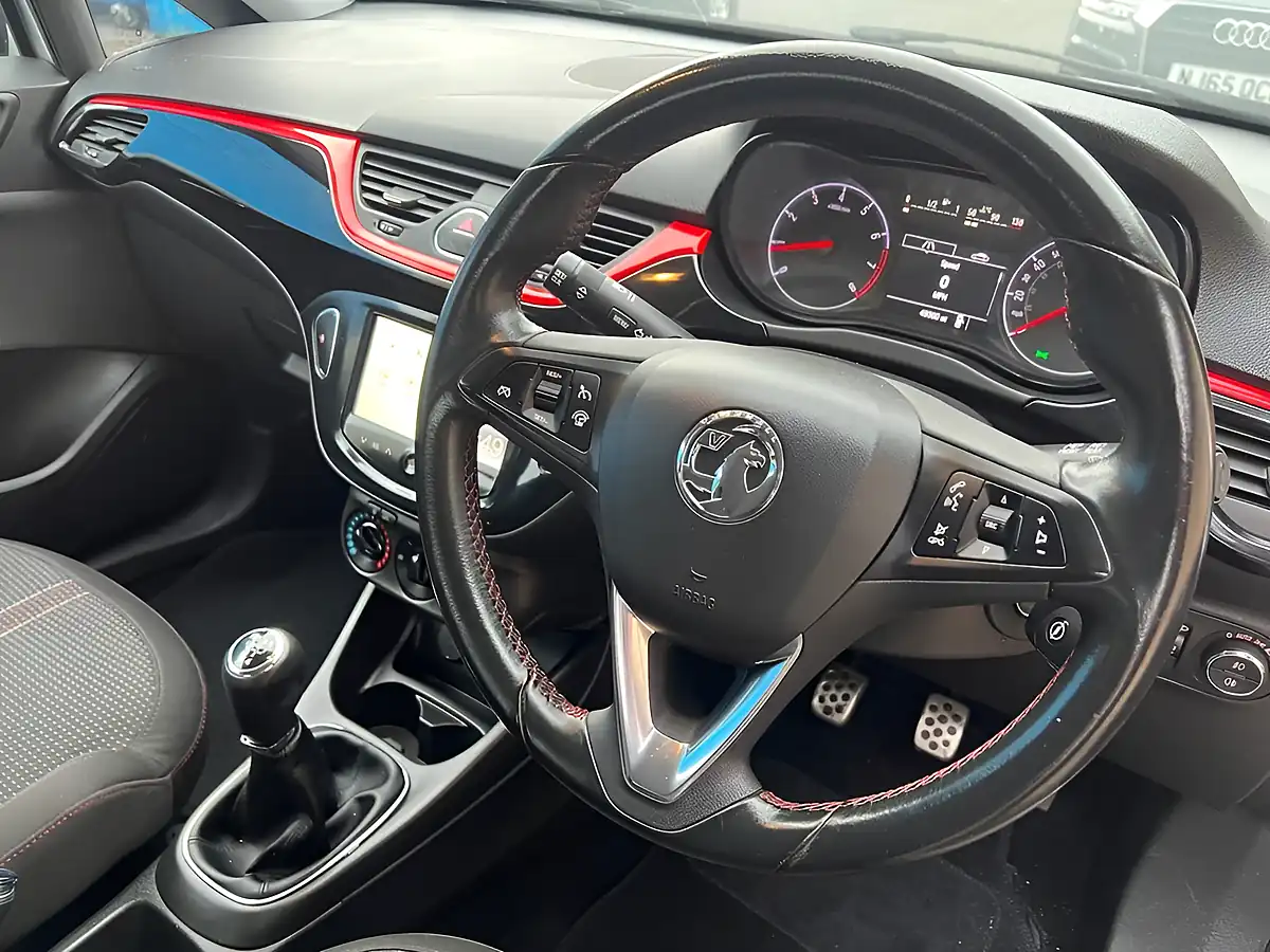 Used 2015 Vauxhall Corsa Sri Silver - Interior and Exterior details 9