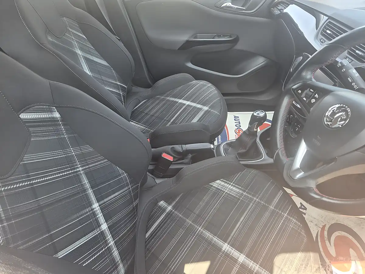 Used 2015 Vauxhall Corsa Sri Silver - Interior and Exterior details 11