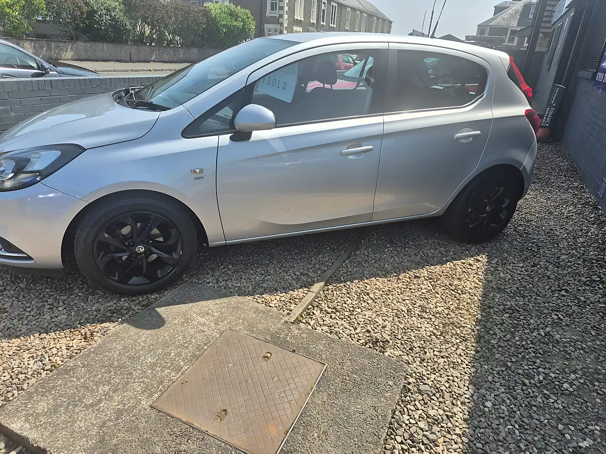 Used 2015 Vauxhall Corsa Sri Silver - Interior and Exterior details 4