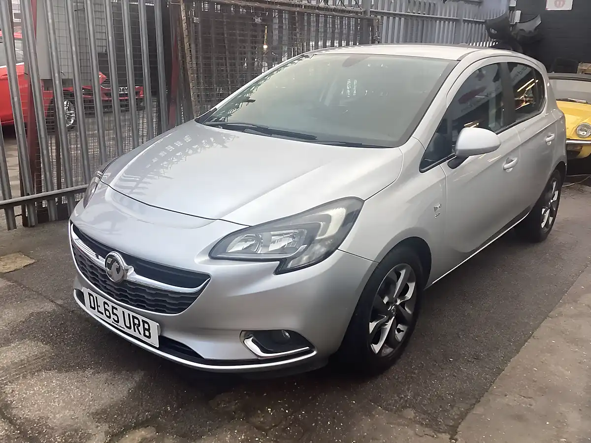 Used 2015 Vauxhall Corsa Sri Silver - Interior and Exterior details 4