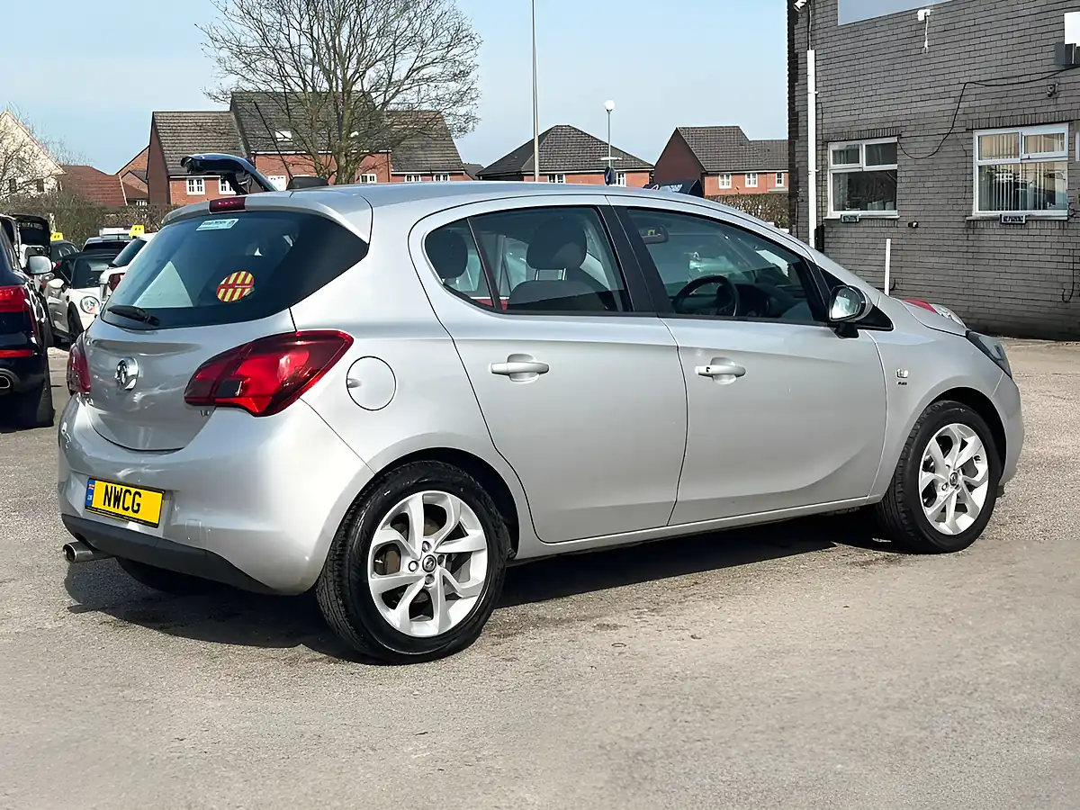 Used 2015 Vauxhall Corsa Sri Silver - Interior and Exterior details 10