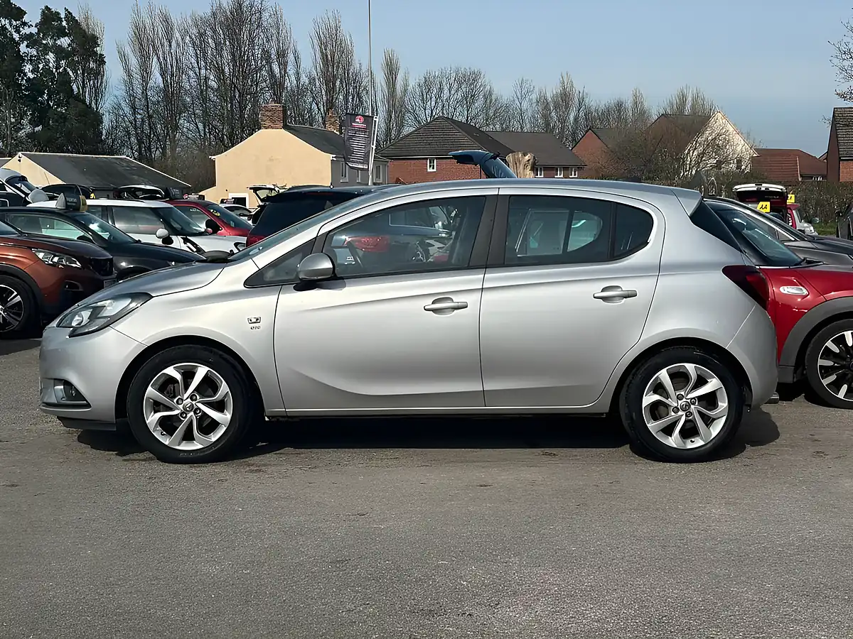 Used 2015 Vauxhall Corsa Sri Silver - Interior and Exterior details 11