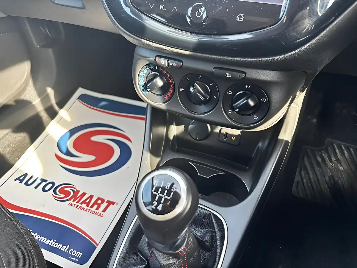 Used 2015 Vauxhall Corsa Sri Silver - Interior and Exterior details 18