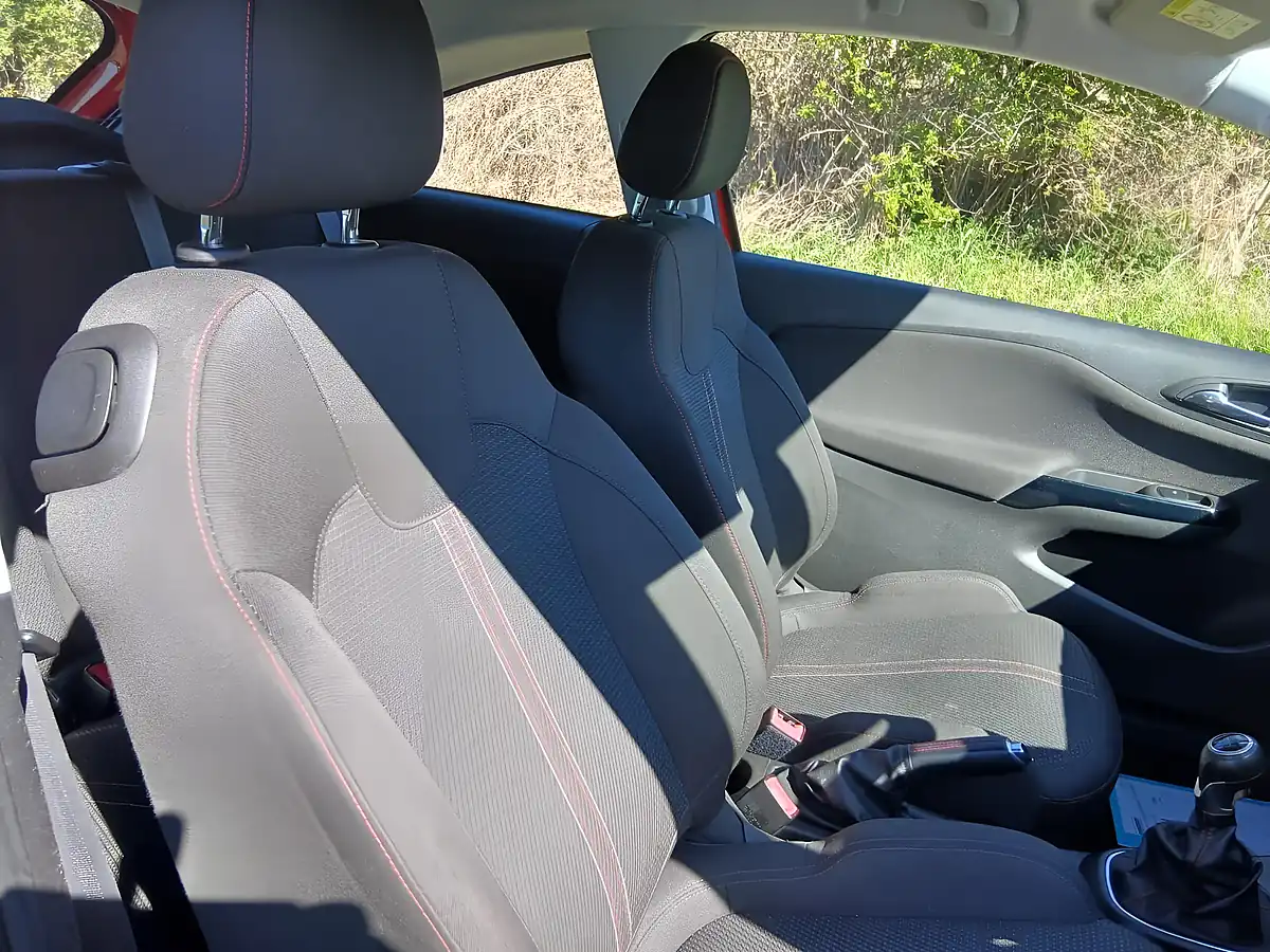 Used 2015 Vauxhall Corsa Sri Vx Line Red - Interior and Exterior details 18