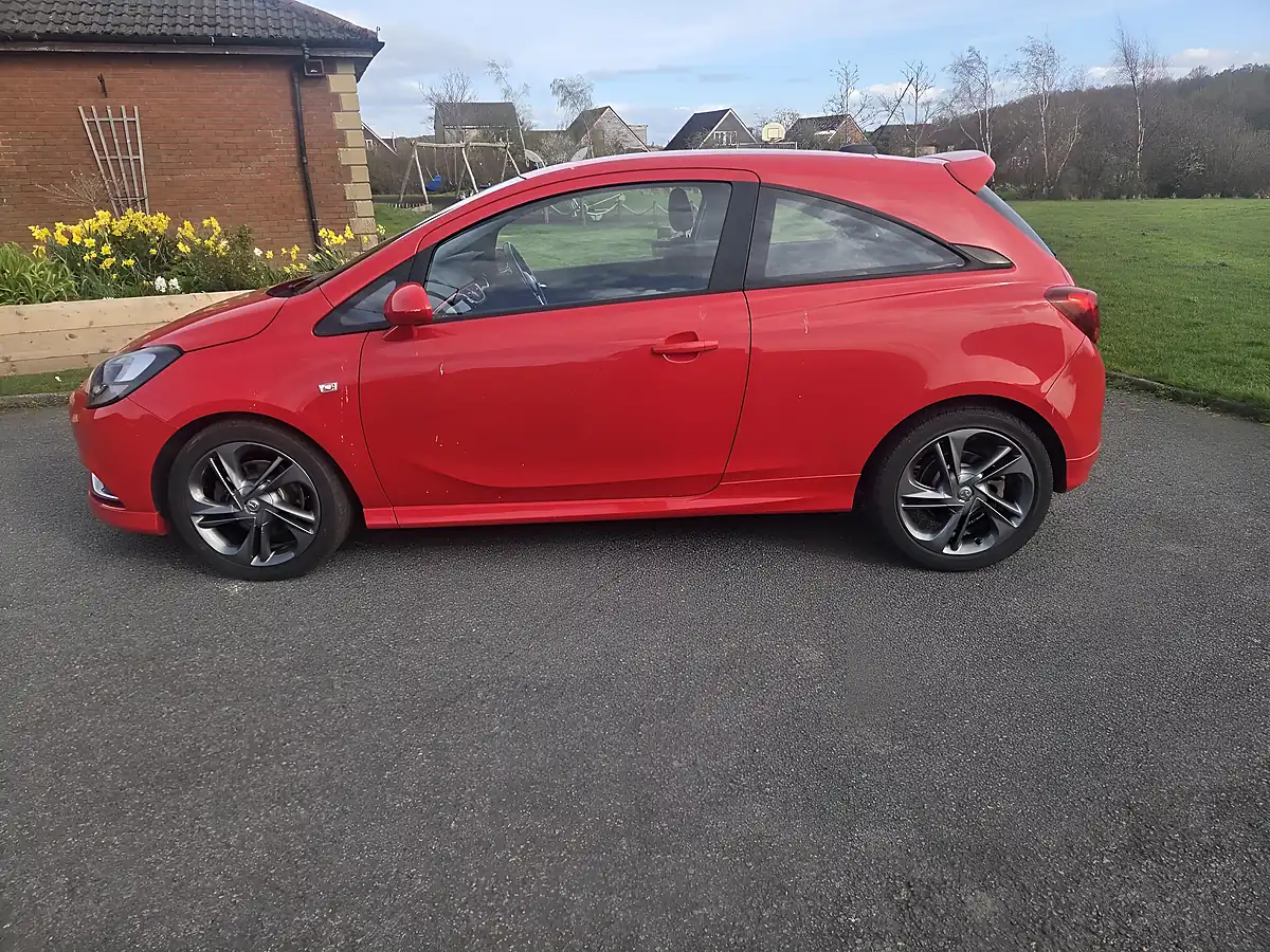 Used 2015 Vauxhall Corsa Sri Vx Line Red - Interior and Exterior details 5