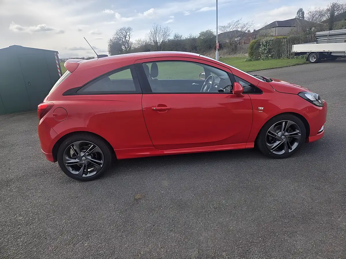 Used 2015 Vauxhall Corsa Sri Vx Line Red - Interior and Exterior details 9