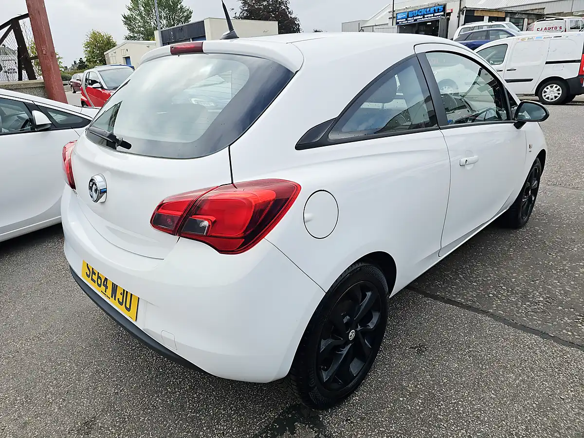 Used 2015 Vauxhall Corsa Sri White - Interior and Exterior details 2