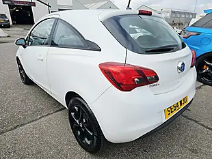 Used 2015 Vauxhall Corsa Sri White - Interior and Exterior details 4
