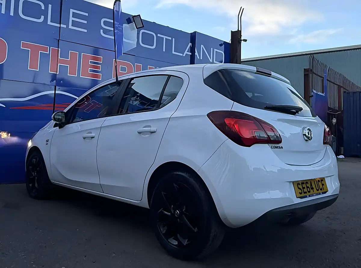 Used 2015 Vauxhall Corsa Sri White - Interior and Exterior details 12