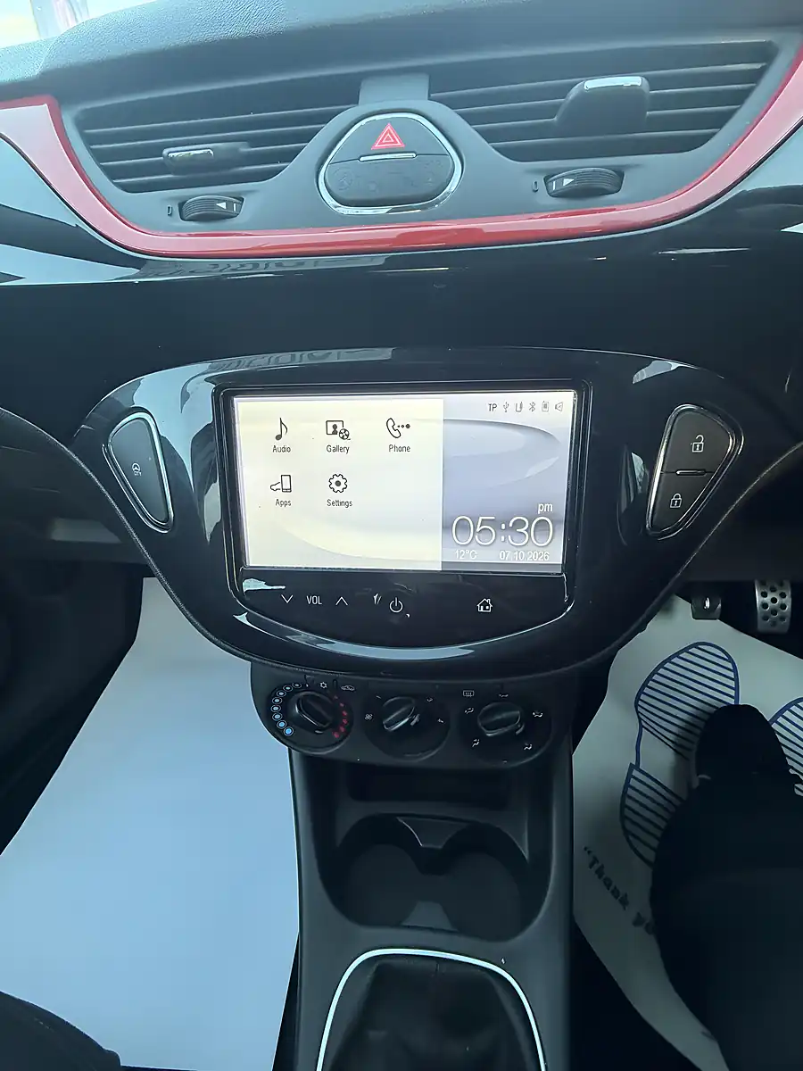 Used 2015 Vauxhall Corsa Sri White - Interior and Exterior details 17