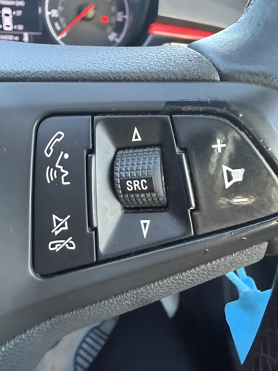 Used 2015 Vauxhall Corsa Sri White - Interior and Exterior details 19