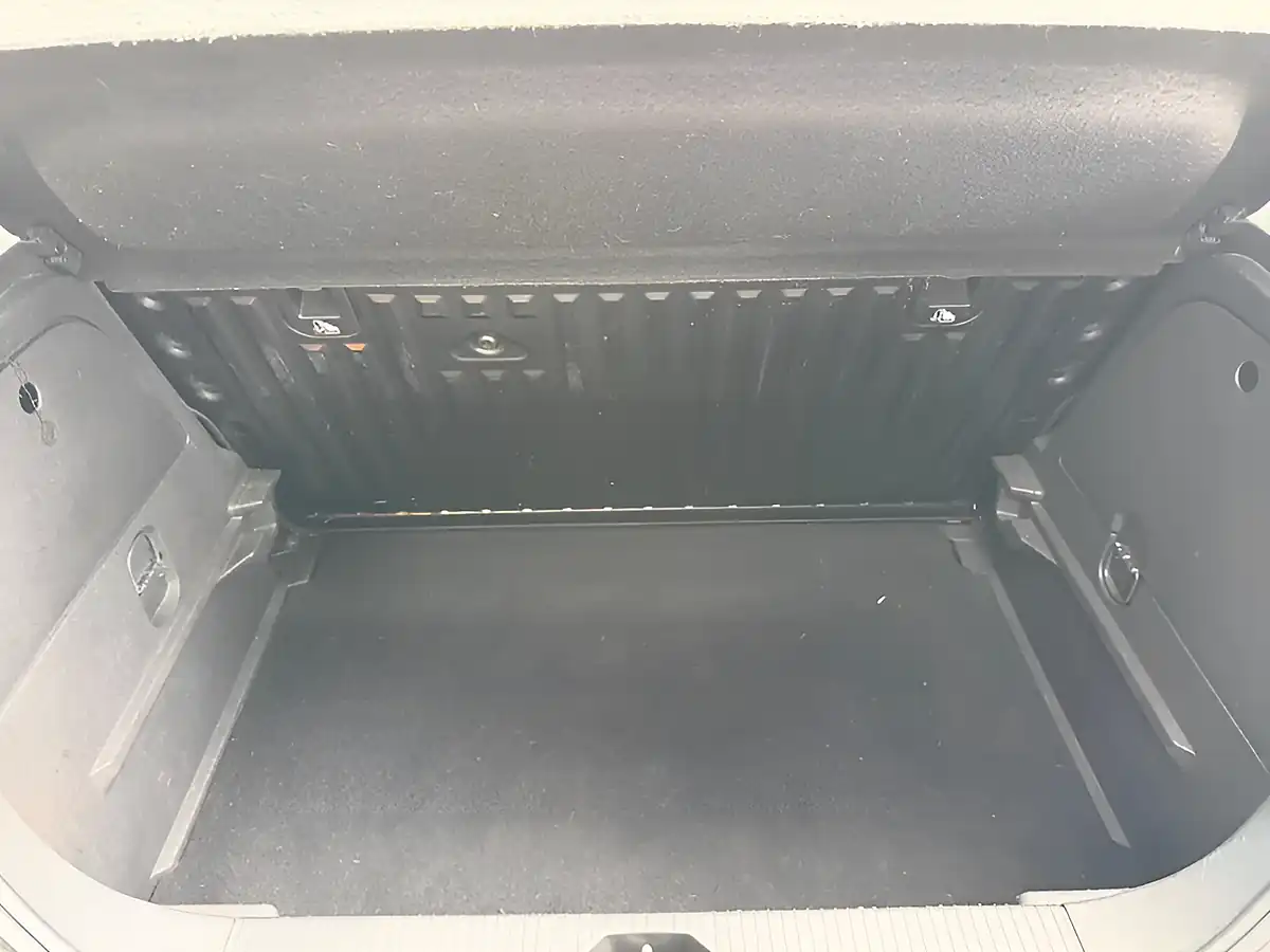 Used 2015 Vauxhall Corsa Sting Grey - Interior and Exterior details 17