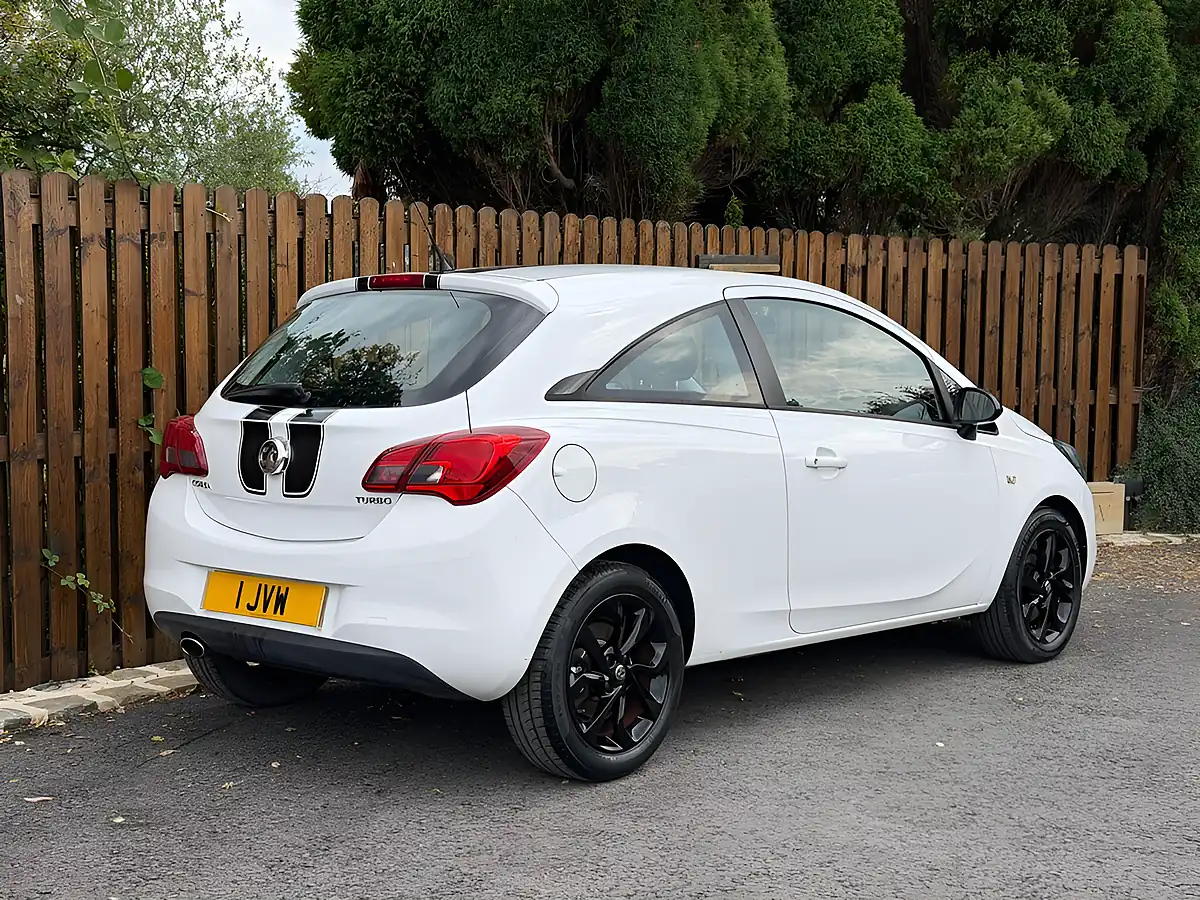 Used 2015 Vauxhall Corsa Sting R White - Interior and Exterior details 10