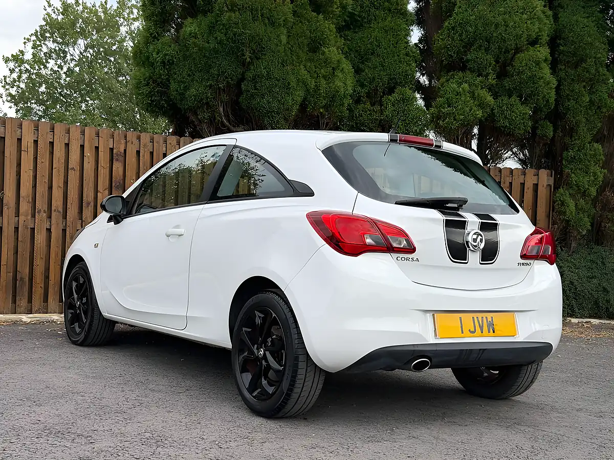 Used 2015 Vauxhall Corsa Sting R White - Interior and Exterior details 11