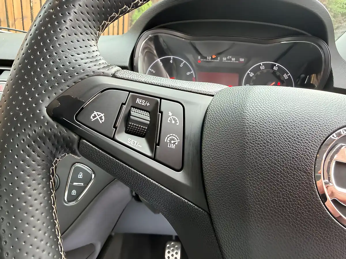 Used 2015 Vauxhall Corsa Sting R White - Interior and Exterior details 16