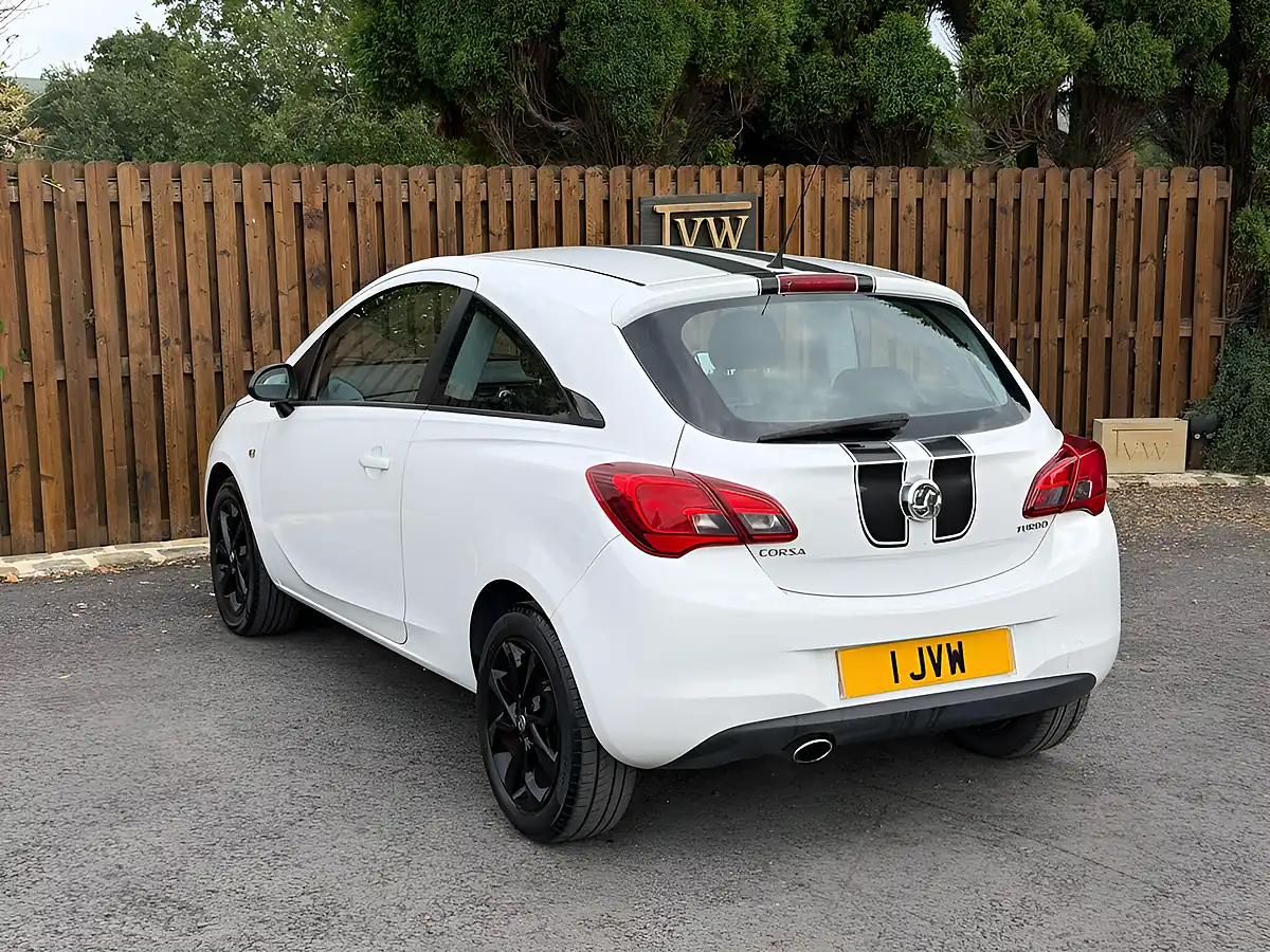 Used 2015 Vauxhall Corsa Sting R White - Interior and Exterior details 19