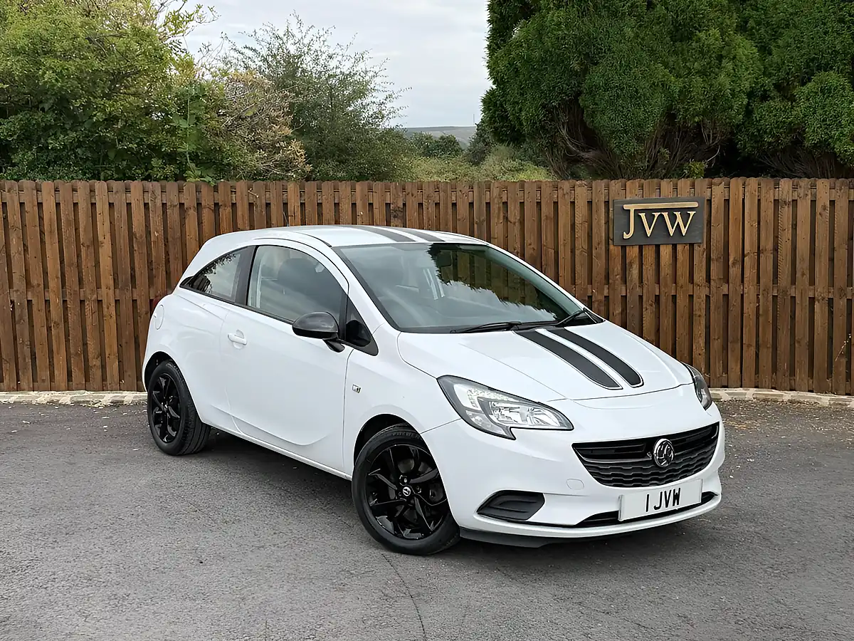 Used 2015 Vauxhall Corsa Sting R White - Interior and Exterior details 20