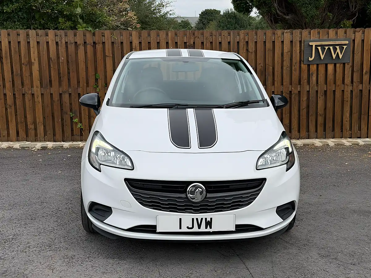 Used 2015 Vauxhall Corsa Sting R White - Interior and Exterior details 3