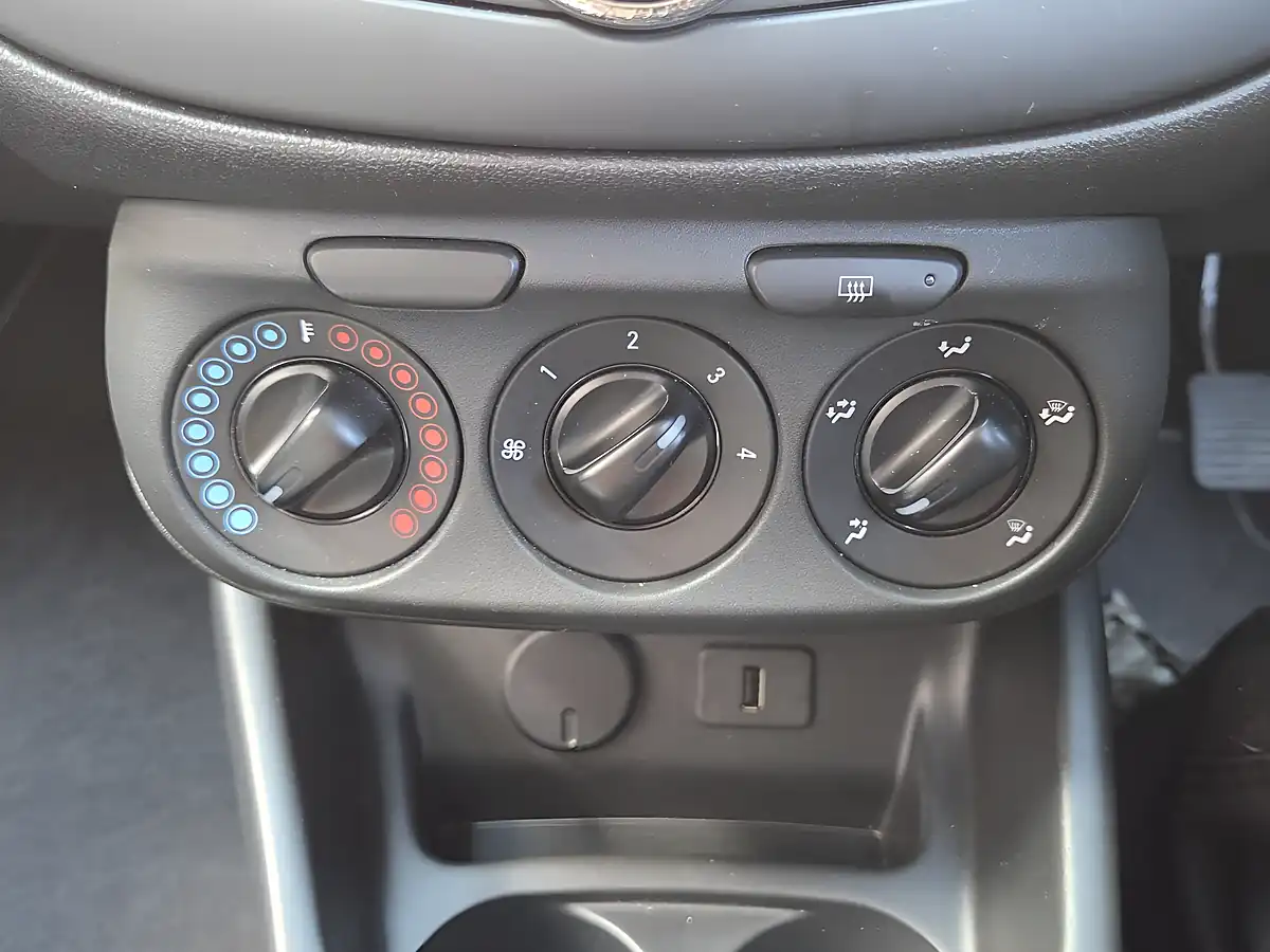 Used 2015 Vauxhall Corsa Sting Red - Interior and Exterior details 12