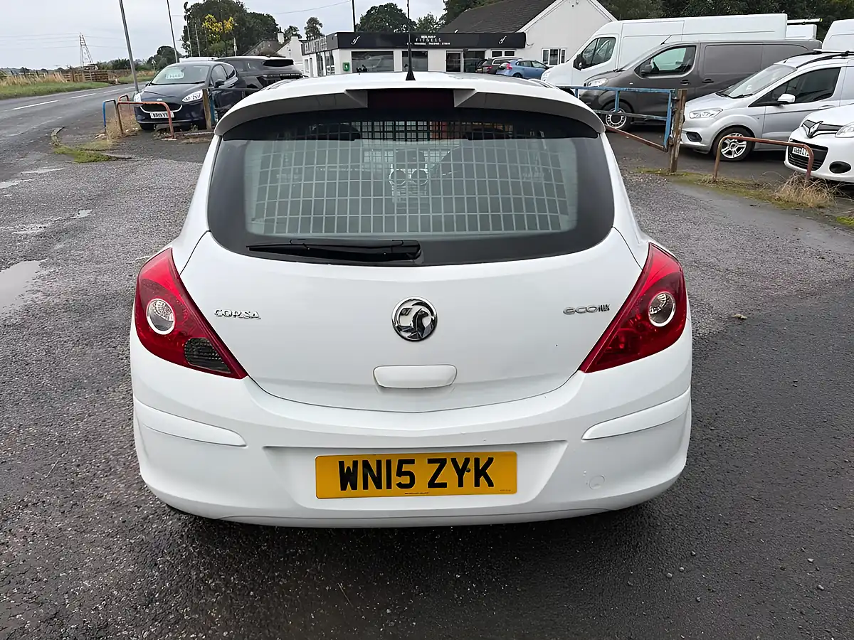 Used 2015 Vauxhall Corsa Van Ecoflex White - Interior and Exterior details 4