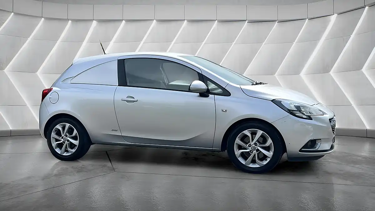 Used 2015 Vauxhall Corsa Van Sportive Silver - Interior and Exterior details 10
