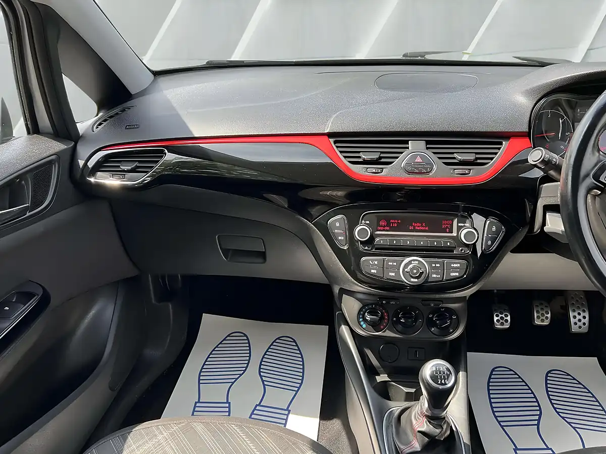 Used 2015 Vauxhall Corsa Van Sportive Silver - Interior and Exterior details 12