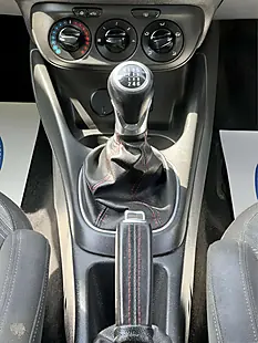 Used 2015 Vauxhall Corsa Van Sportive Silver - Interior and Exterior details 14