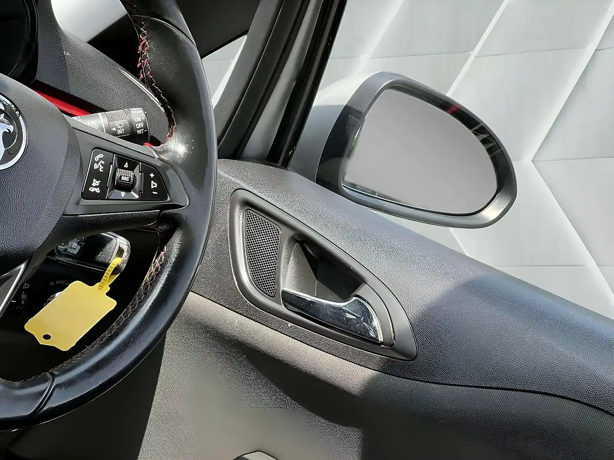 Used 2015 Vauxhall Corsa Van Sportive Silver - Interior and Exterior details 19
