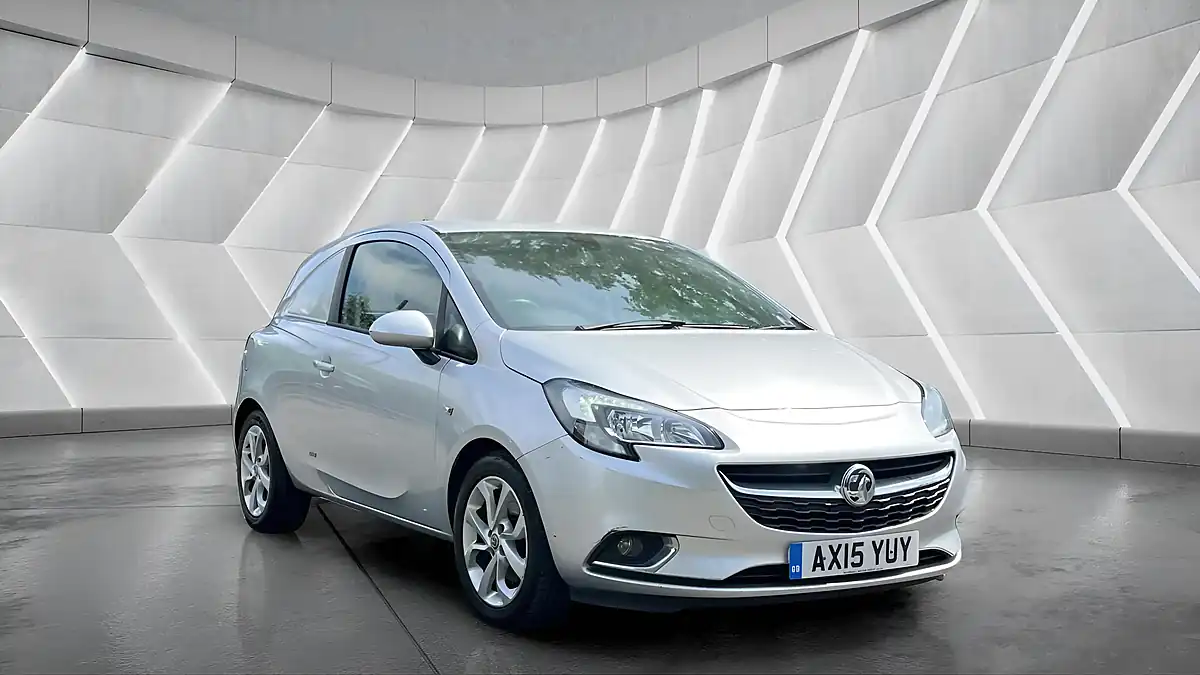 Used 2015 Vauxhall Corsa Van Sportive Silver - Interior and Exterior details 3