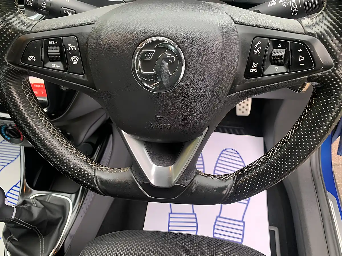Used 2015 Vauxhall Corsa Vxr Blue - Interior and Exterior details 16