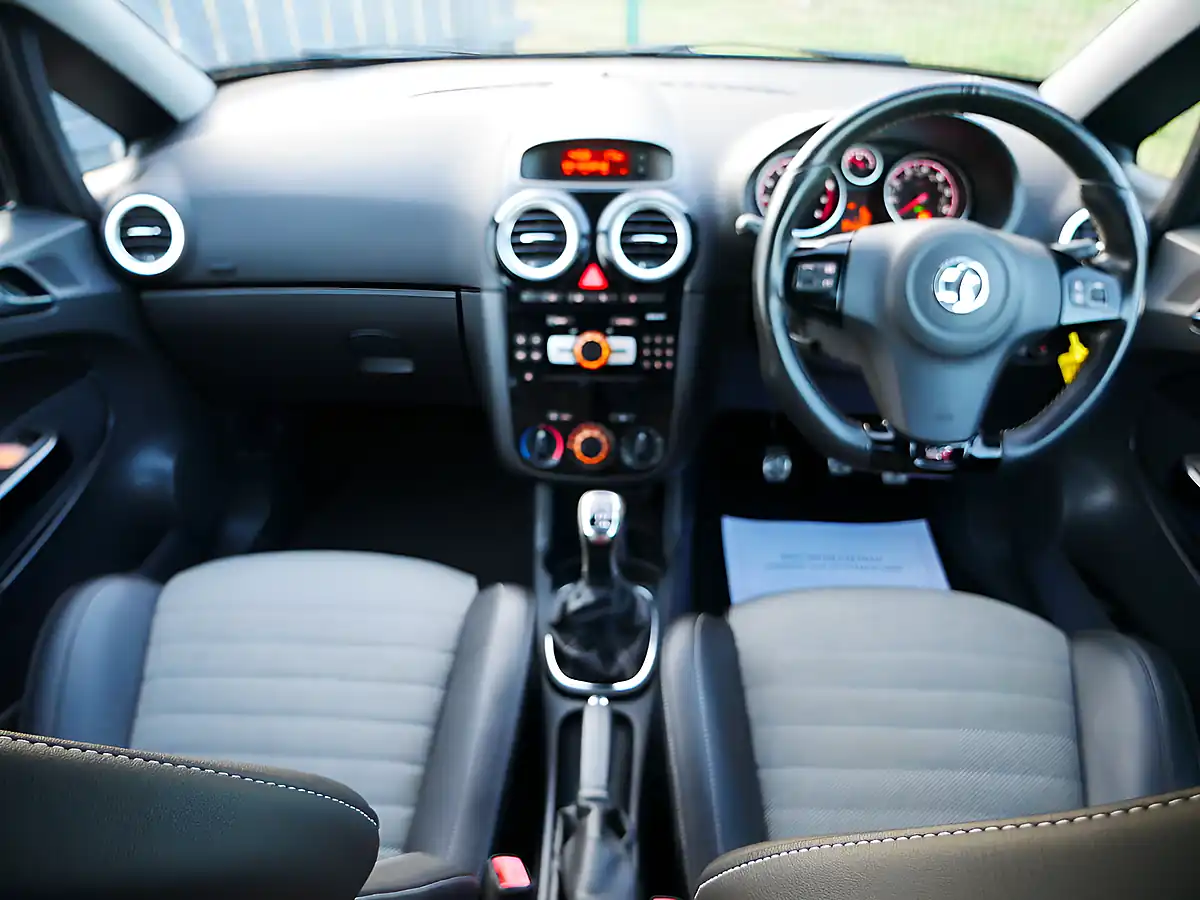 Used 2015 Vauxhall Corsa Vxr Clubsport Asteroid Grey - Interior and Exterior details 10