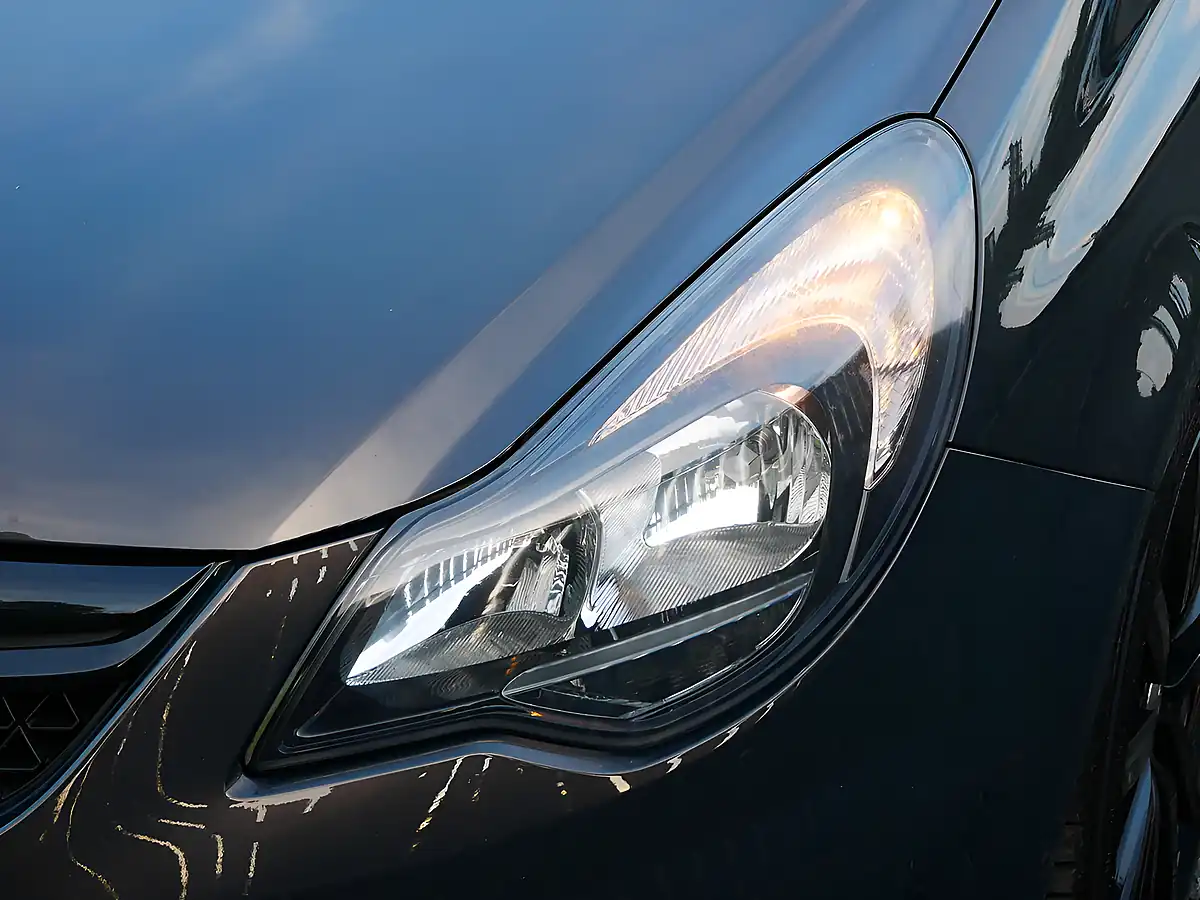 Used 2015 Vauxhall Corsa Vxr Clubsport Asteroid Grey - Interior and Exterior details 14