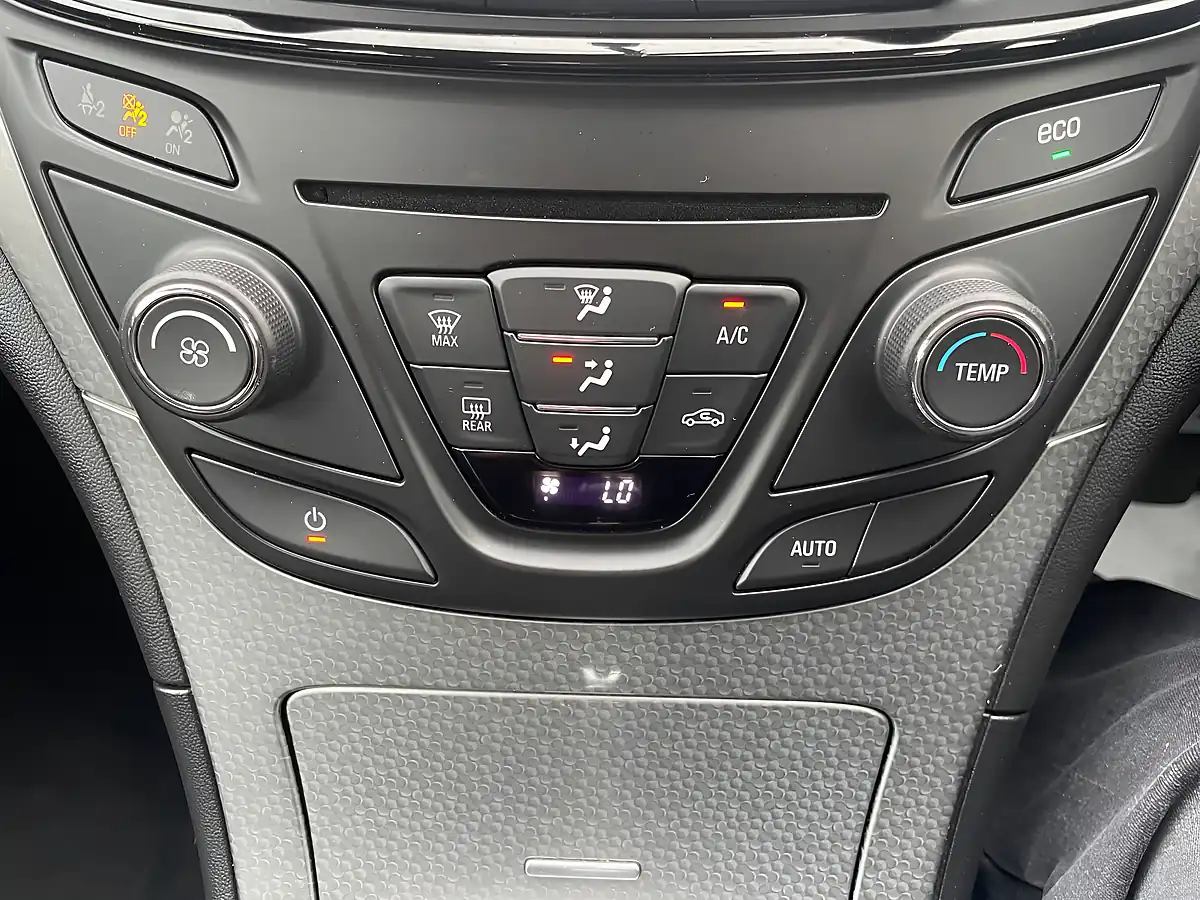 Used 2015 Vauxhall Insignia Design Black - Interior and Exterior details 14
