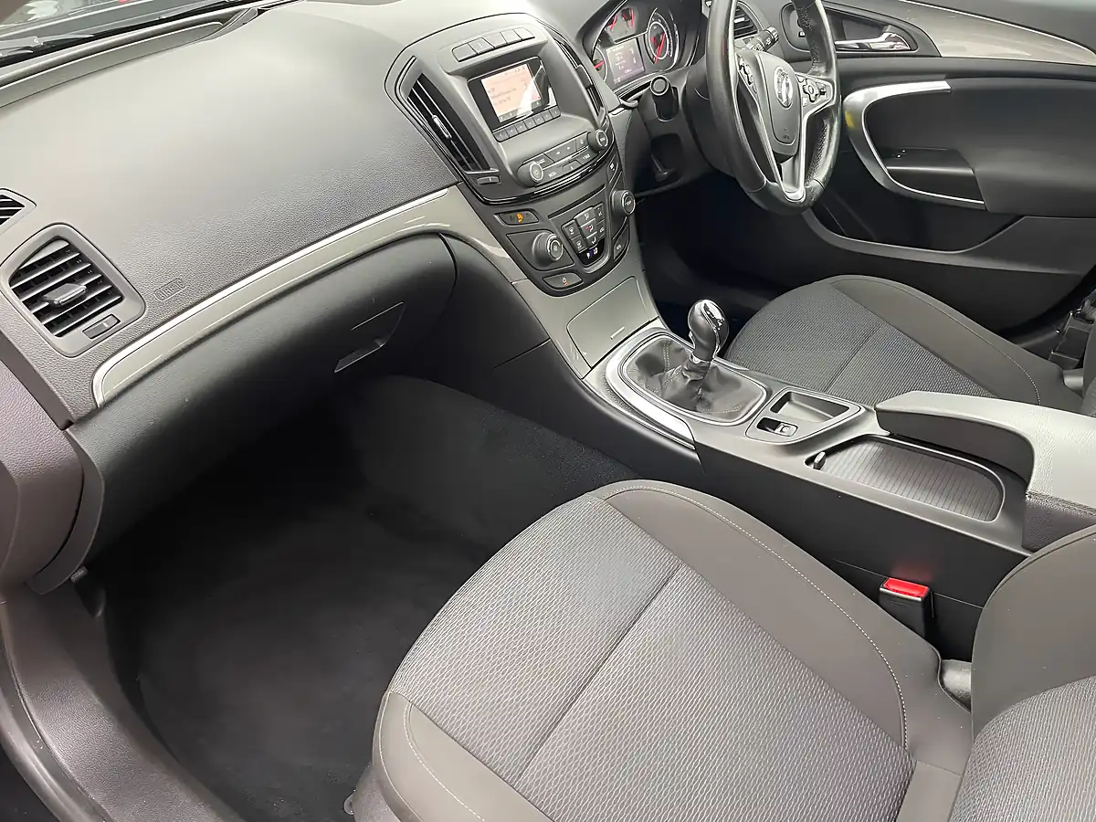Used 2015 Vauxhall Insignia Design Black - Interior and Exterior details 9