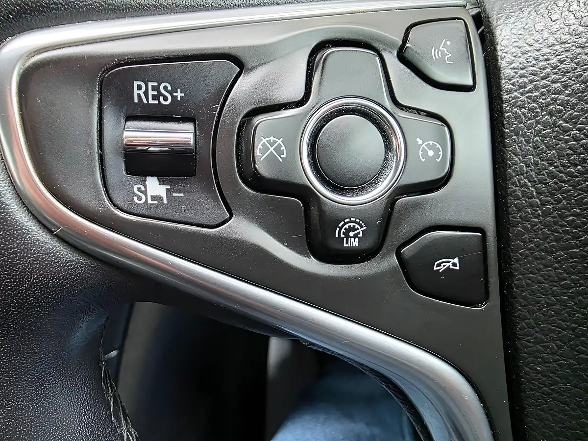 Used 2015 Vauxhall Insignia Elite Nav Black - Interior and Exterior details 11