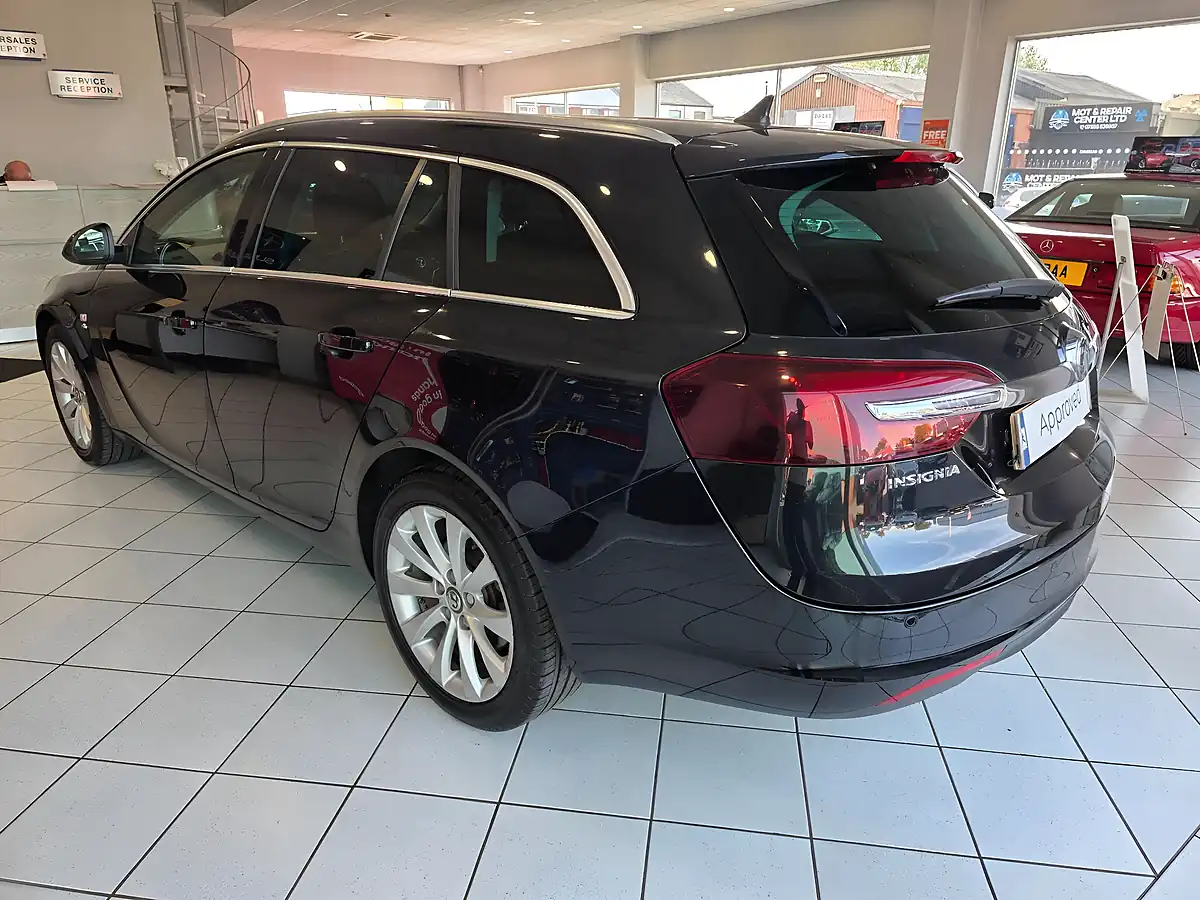 Used 2015 Vauxhall Insignia Elite Nav Black - Interior and Exterior details 3