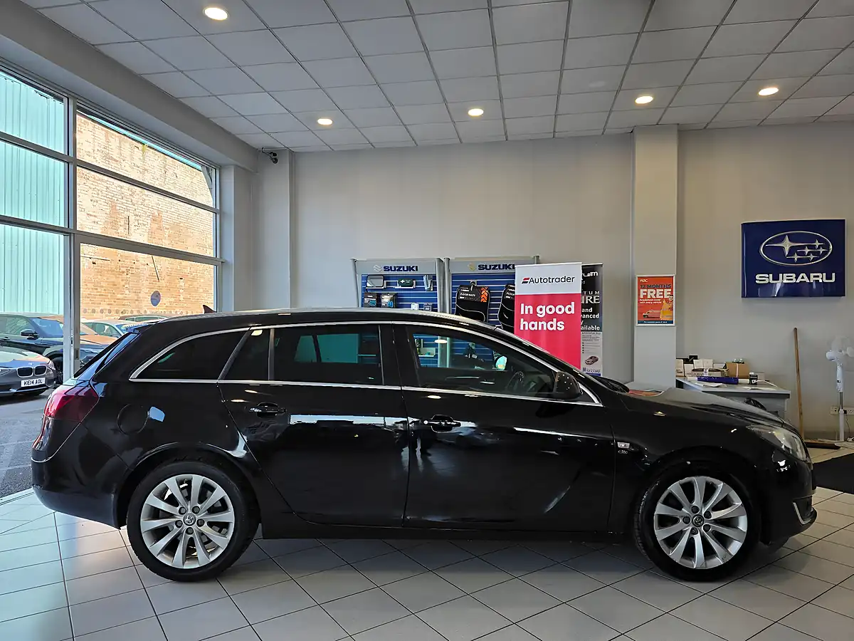 Used 2015 Vauxhall Insignia Elite Nav Black - Interior and Exterior details 4