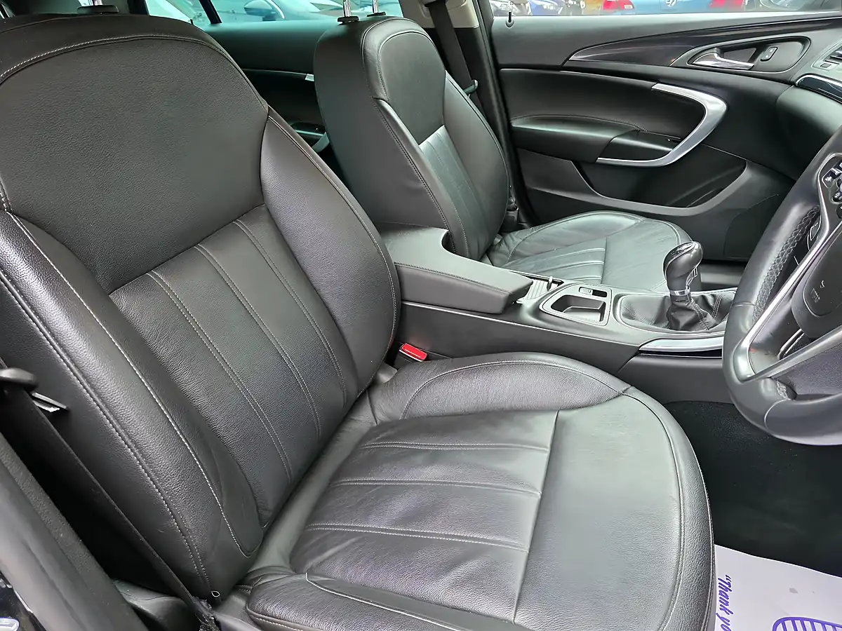 Used 2015 Vauxhall Insignia Elite Nav Black - Interior and Exterior details 8