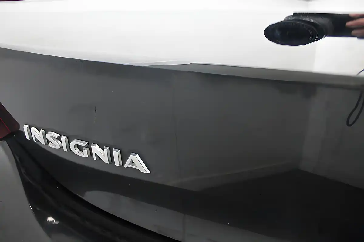 Used 2015 Vauxhall Insignia Elite Nav Black - Interior and Exterior details 10