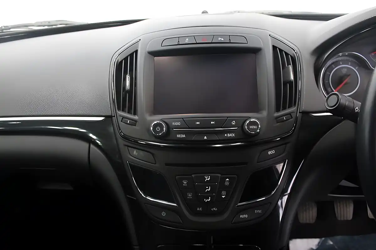 Used 2015 Vauxhall Insignia Elite Nav Black - Interior and Exterior details 13